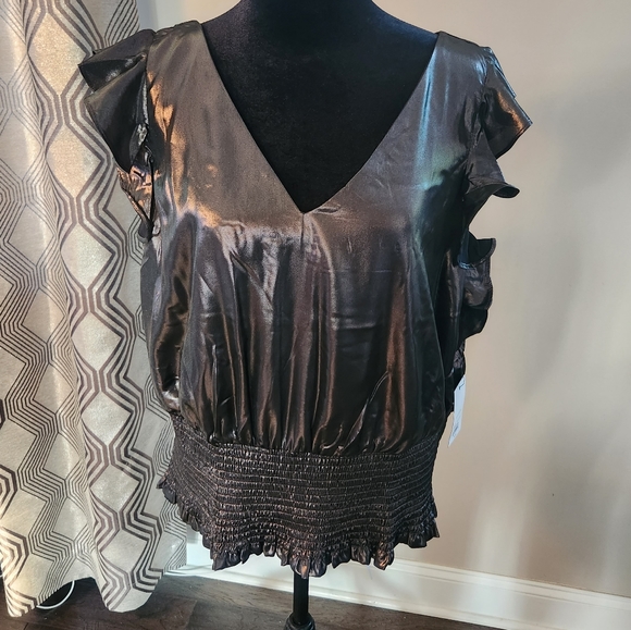 Nine West sleeveless ruffle smocked hem top 🩶 - Picture 4 of 8